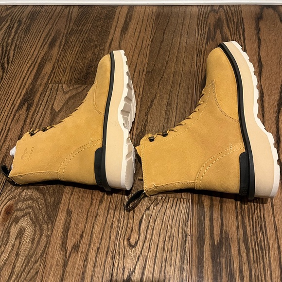 NWT Sorel Hi-Line lace combat boots size 8 - Picture 9 of 14